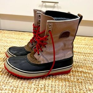 Sorel Women’s Waterproof boots s9